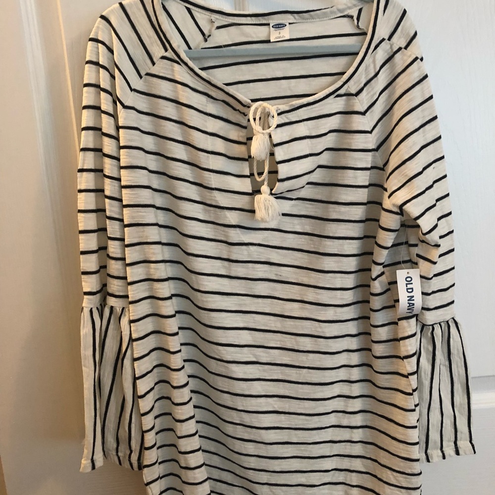 Old navy shirt